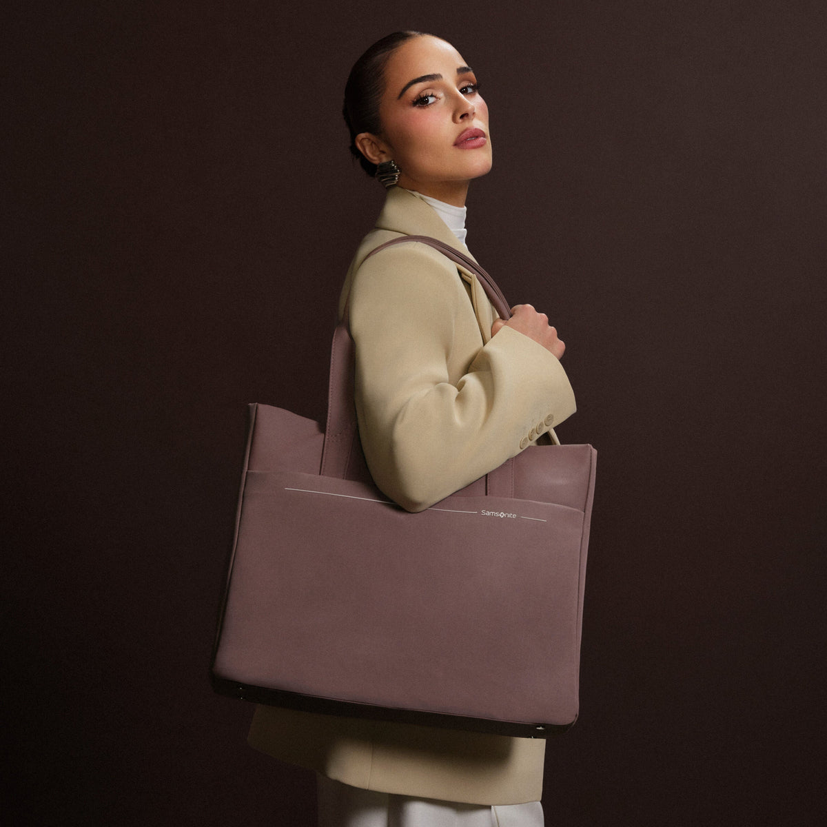 Samsonite Companion Bags Tote in the color Cocoa.