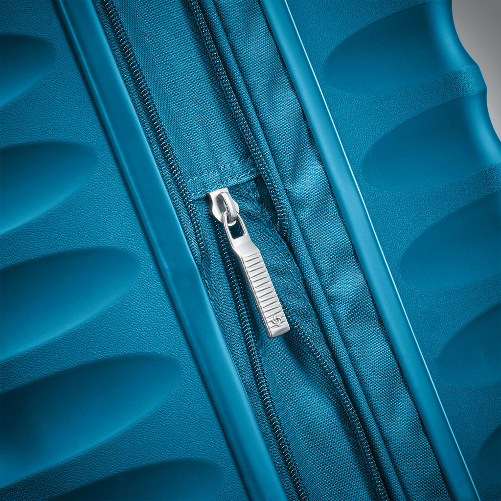 Samsonite Voltage DLX 2 Piece Set in the color Teal.