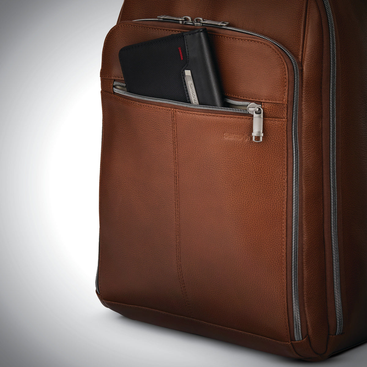 Samsonite Classic Leather Backpack in the color Cognac.