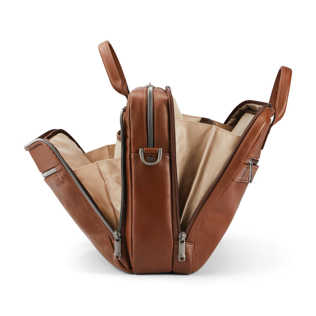 Samsonite Classic Leather Toploader in the color Cognac.