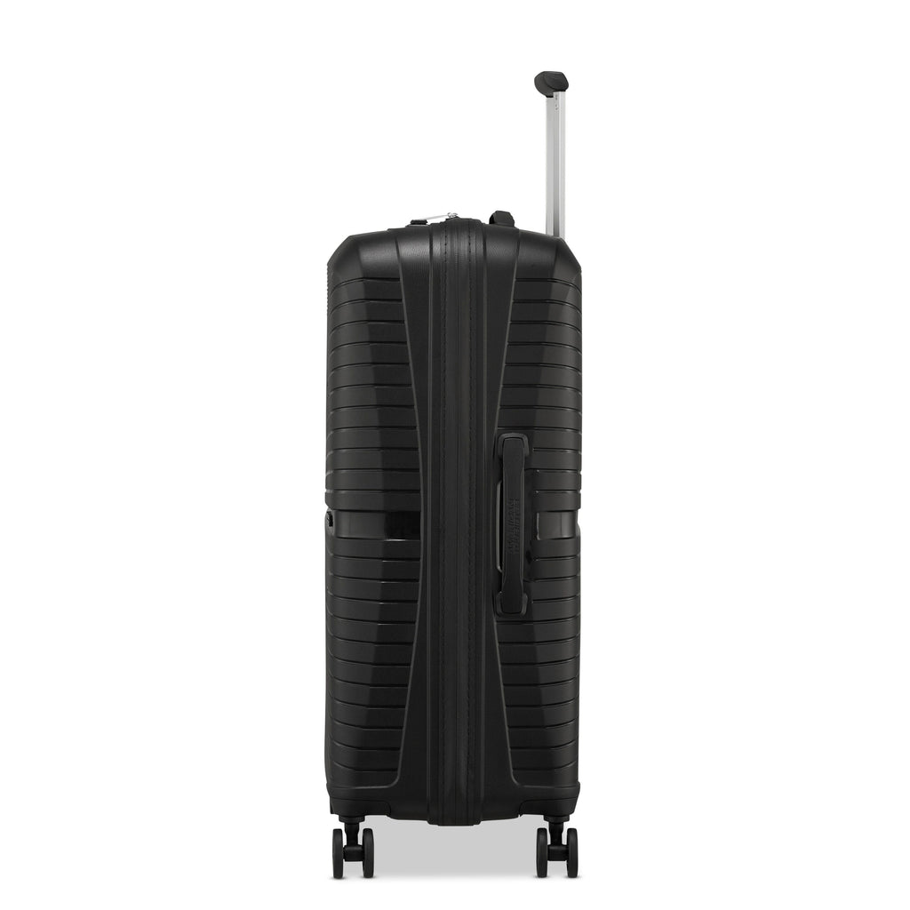American Tourister Airconic Spinner Medium in the color Onyx Black.