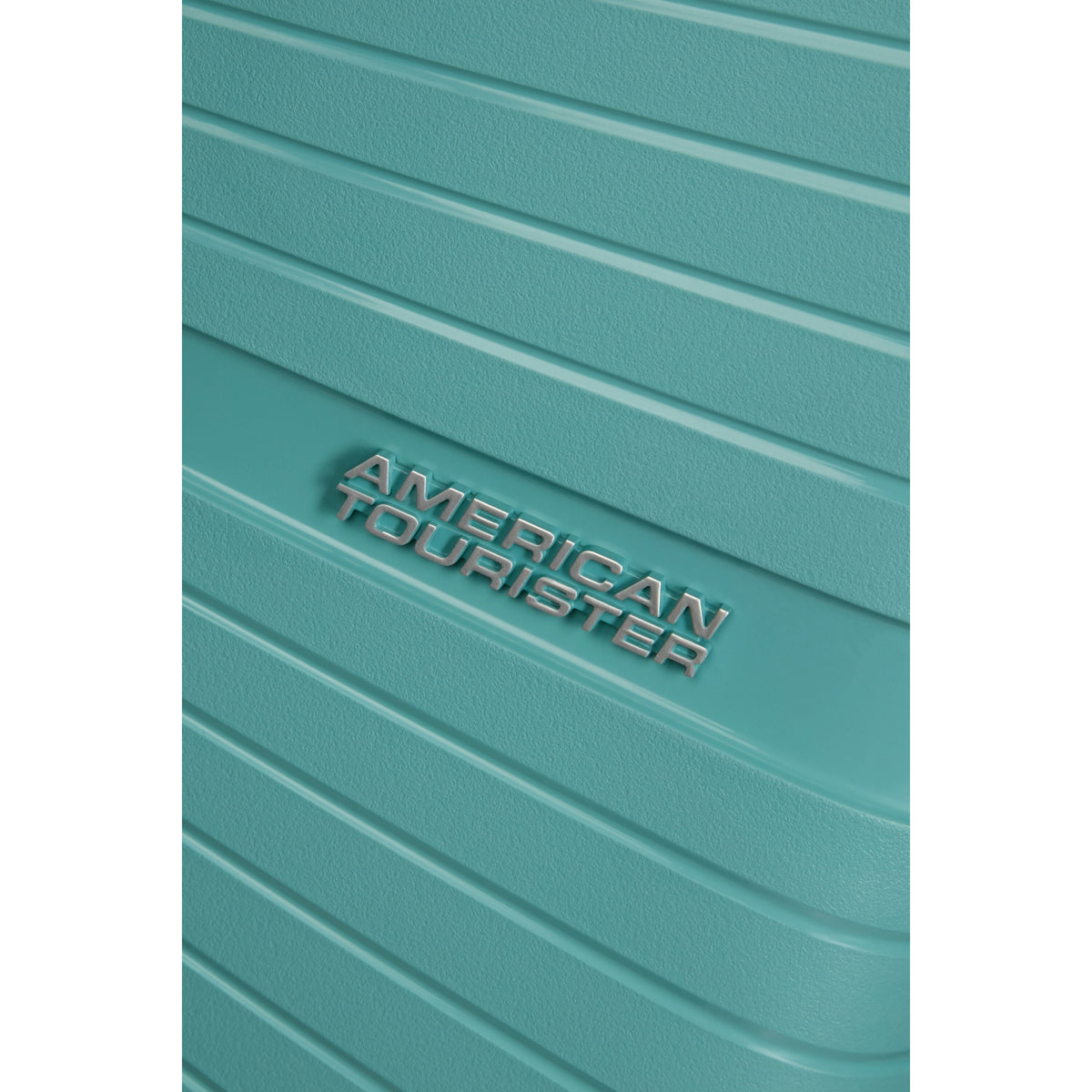 American Tourister Airconic Spinner Medium in the color Dusty Turquoise.
