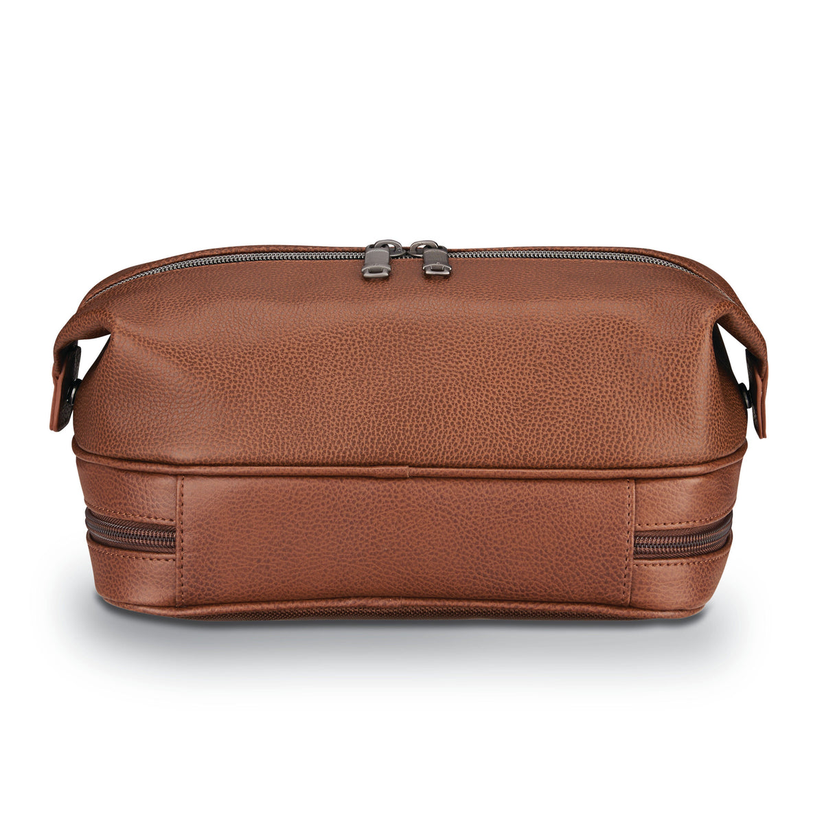 Samsonite Classic Leather Travel Kit in the color Cognac.
