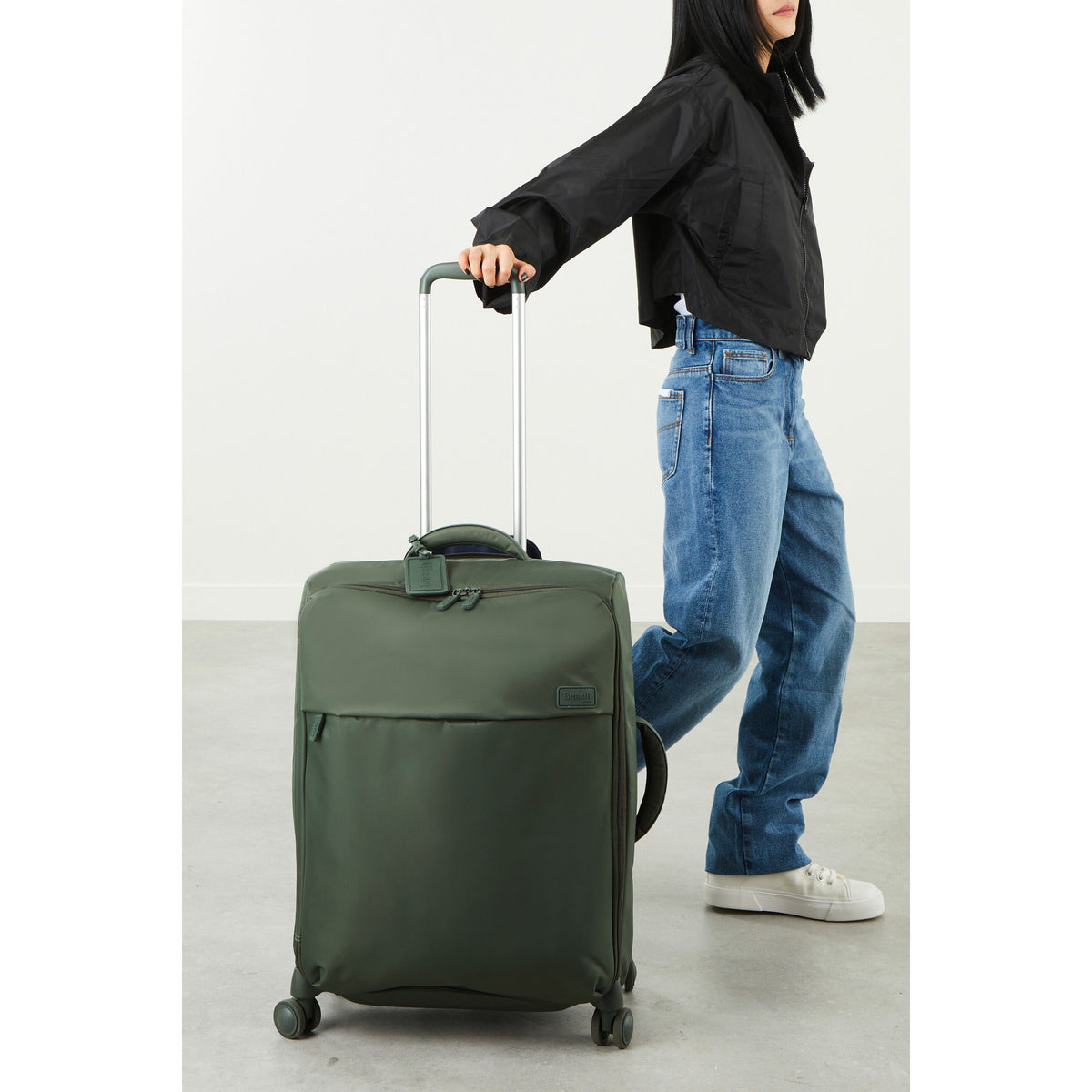 Lipault PLUME Medium Trip in the color Khaki.