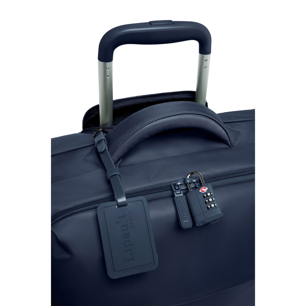 Lipault PLUME Medium Trip in the color Navy.