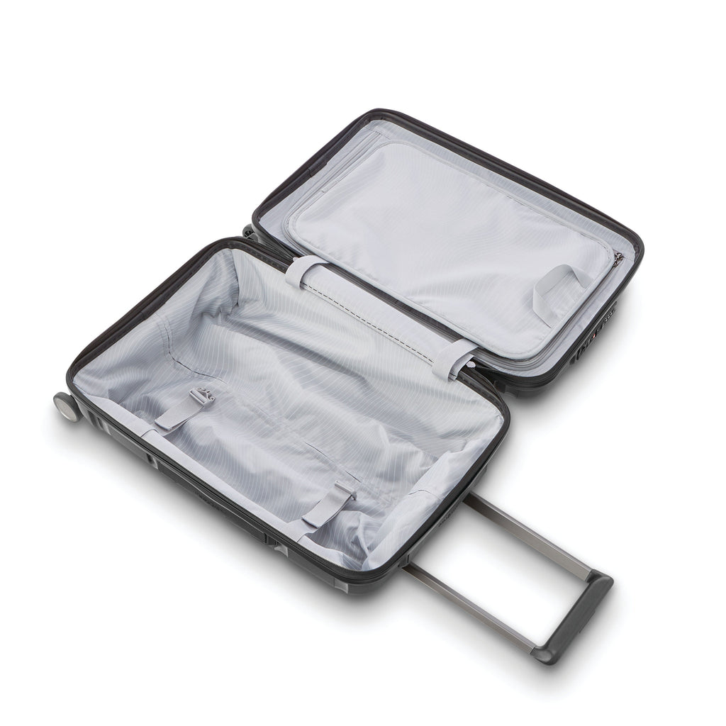 Samsonite Outline Pro Spinner Carry-On™ in the color Midnight Black.