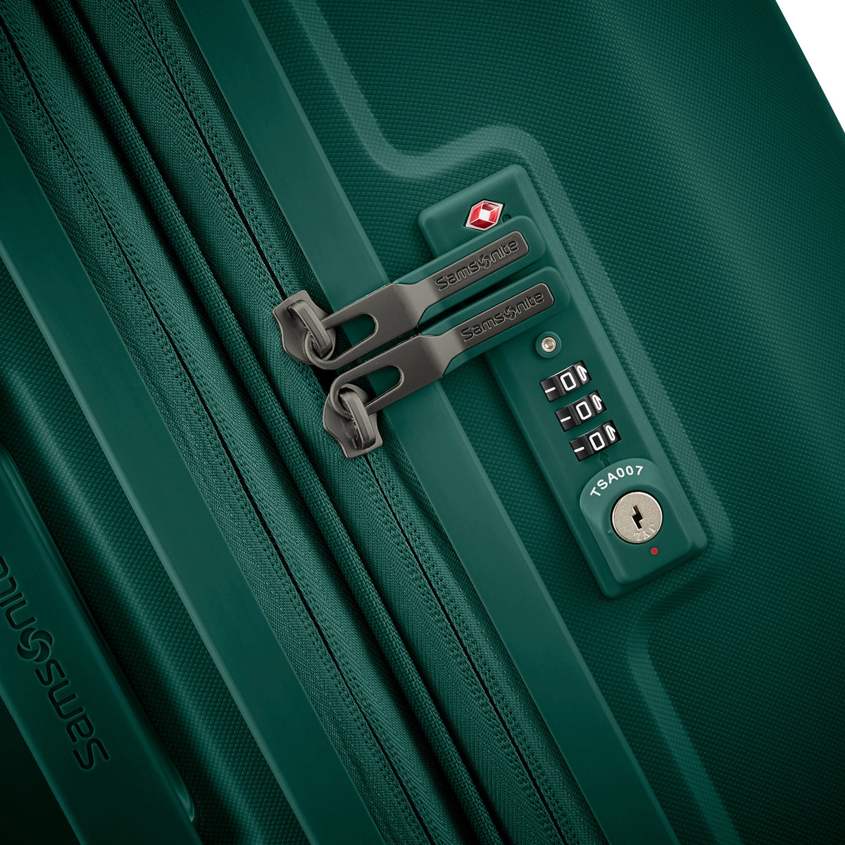 Samsonite Outline Pro Spinner Large in the color Emerald Green.