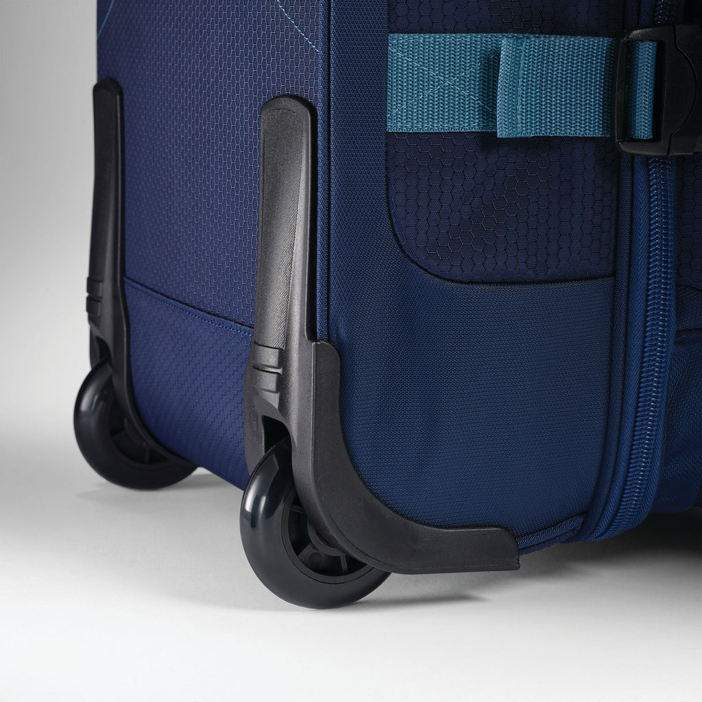 High Sierra Fairlead 34" Drop Bottom Duffle in the color True Navy/Graphite Blue.