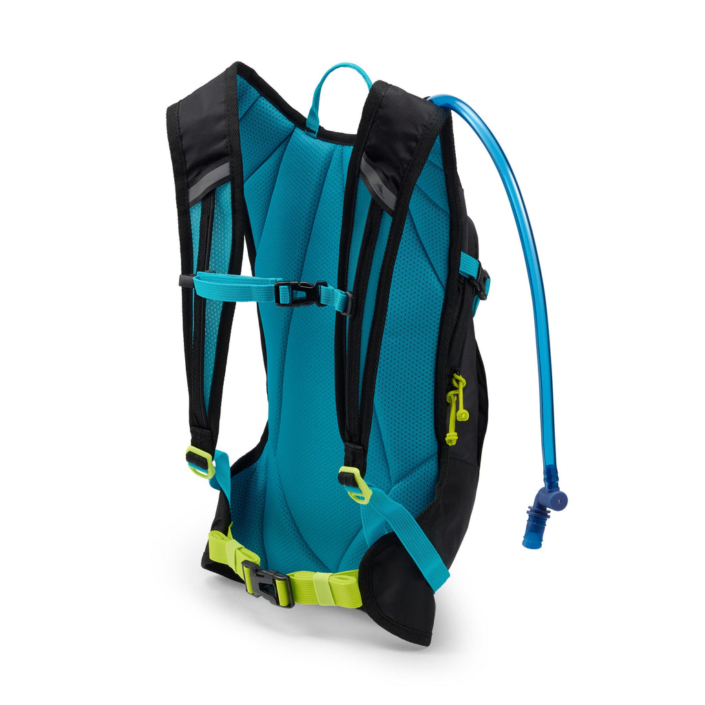 High Sierra Hydrahike 2.0 8L Chill Hydration Pack in the color Black.