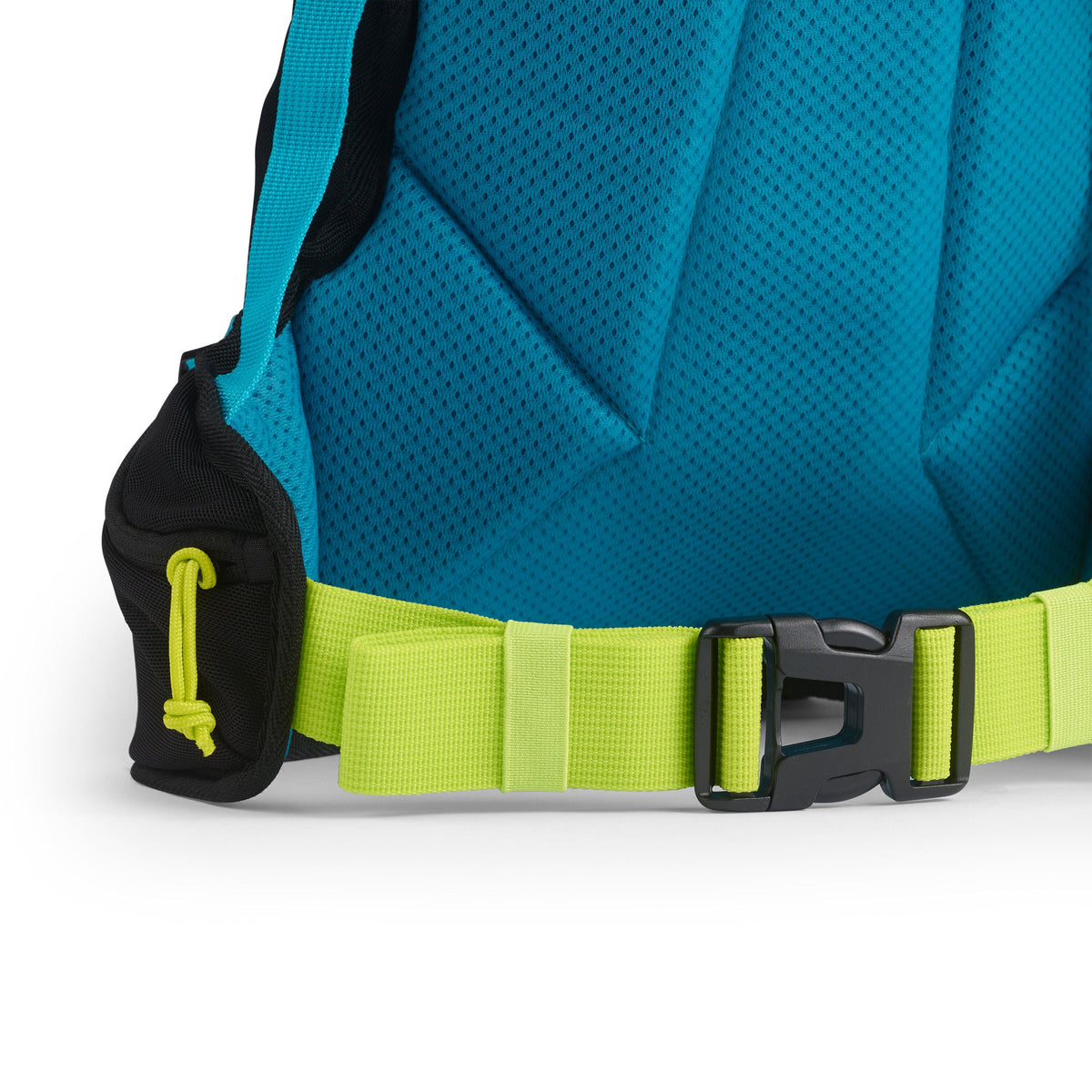 High Sierra Hydrahike 2.0 16L Chill Hydration Pack in the color Black.