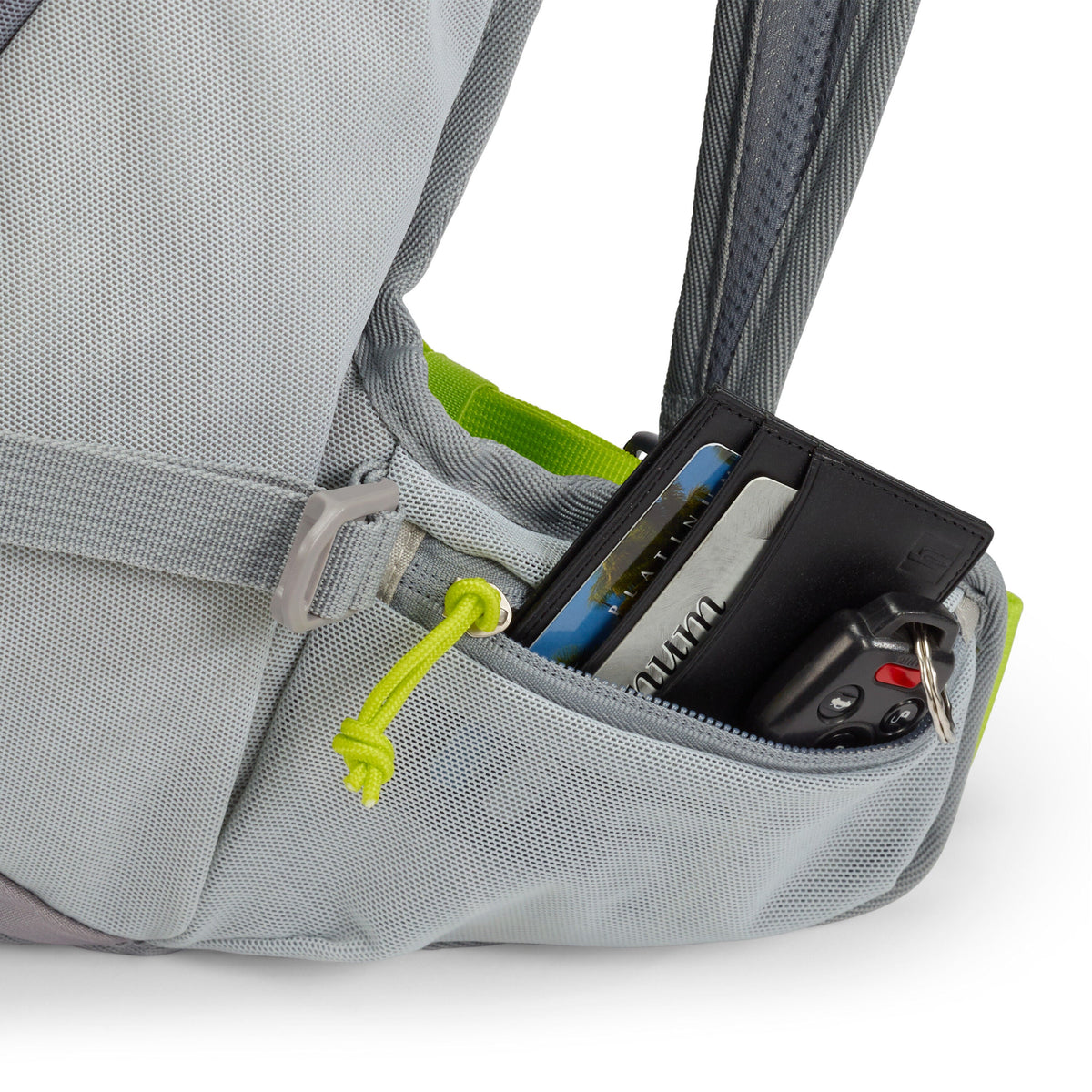 High Sierra Hydrahike 2.0 16L Chill Hydration Pack in the color Silver.