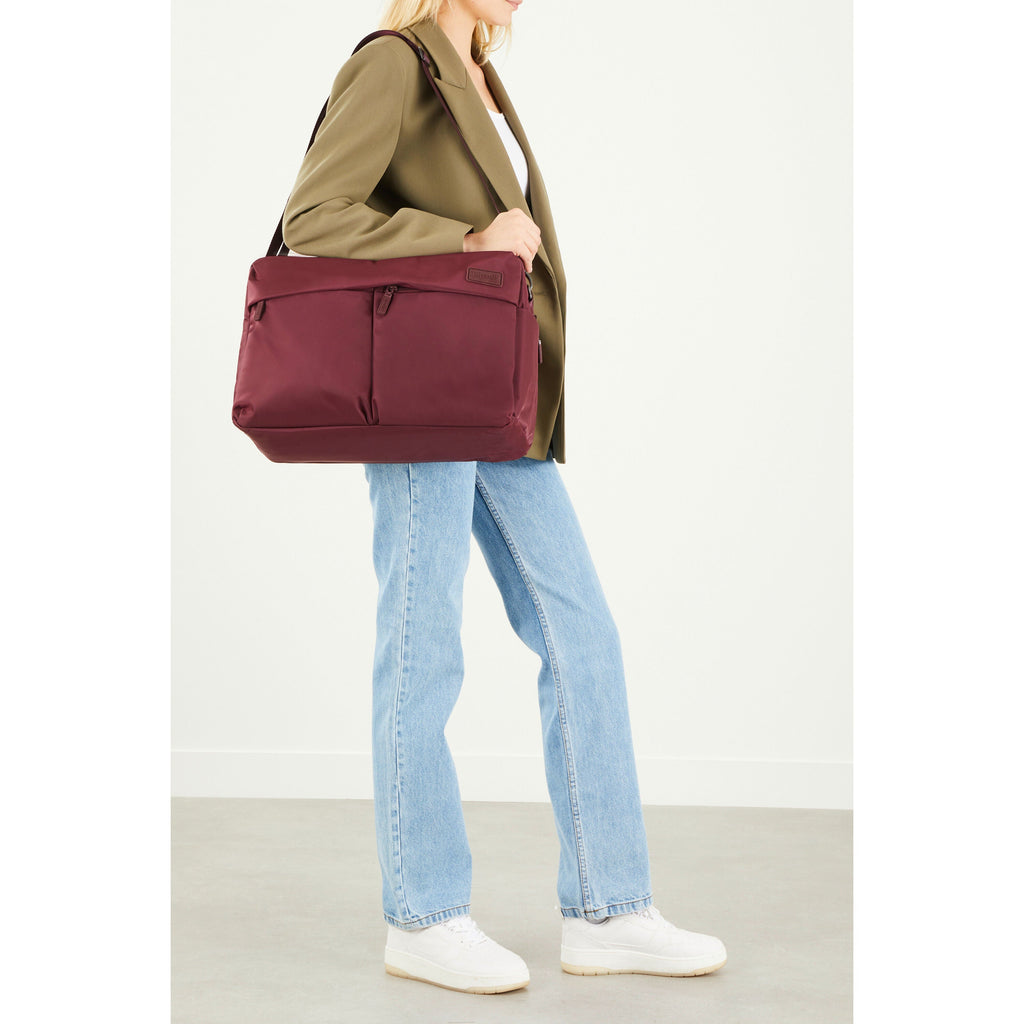Lipault City Plume 24H Bag in the color Bordeaux.