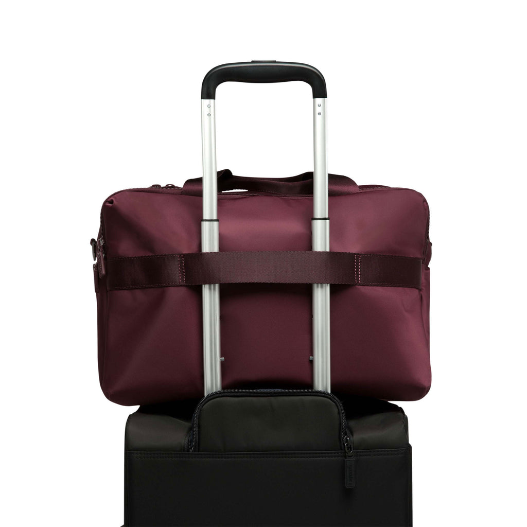 Lipault City Plume 24H Bag in the color Bordeaux.