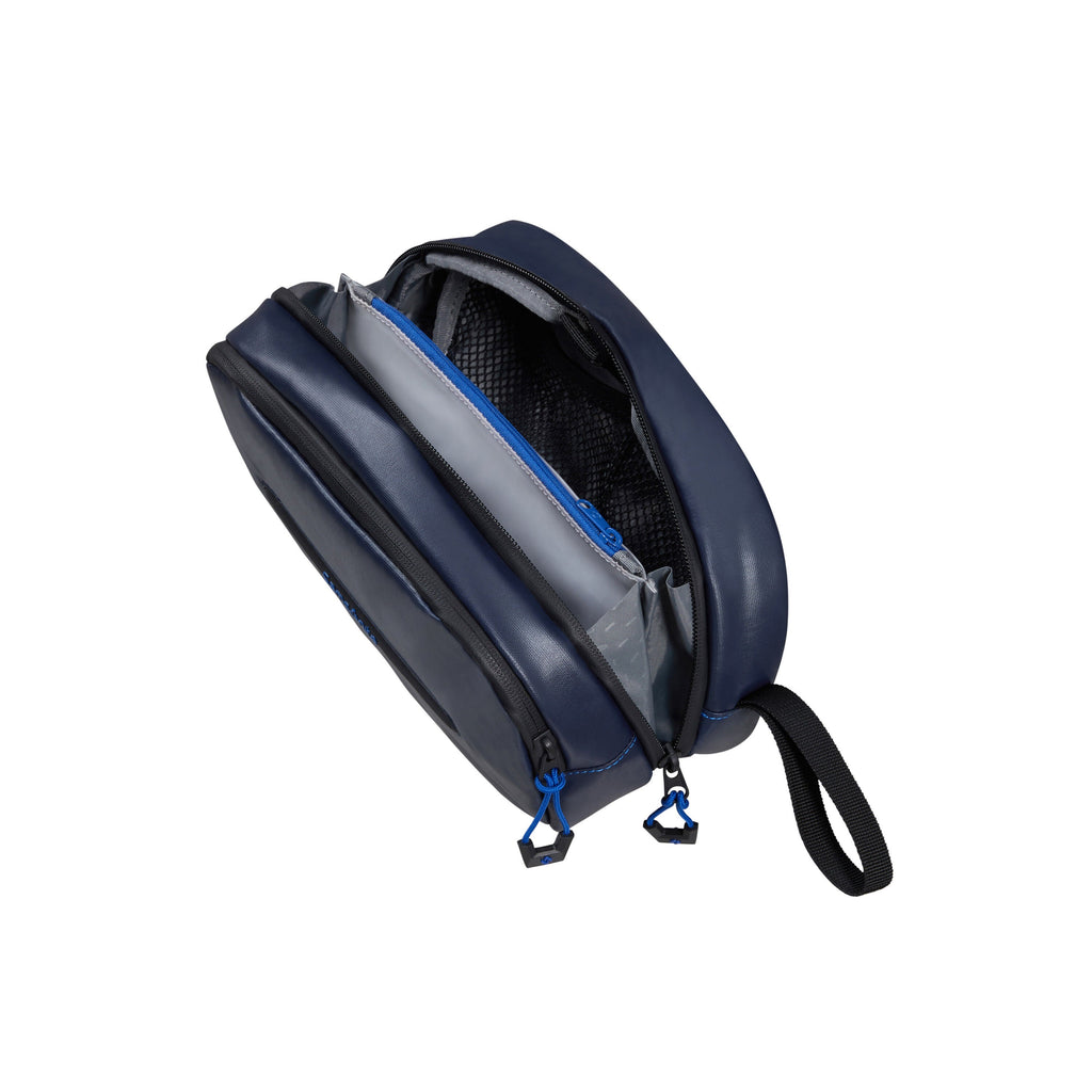 Samsonite Prodiver Toilet Kit in the color Blue Nights.