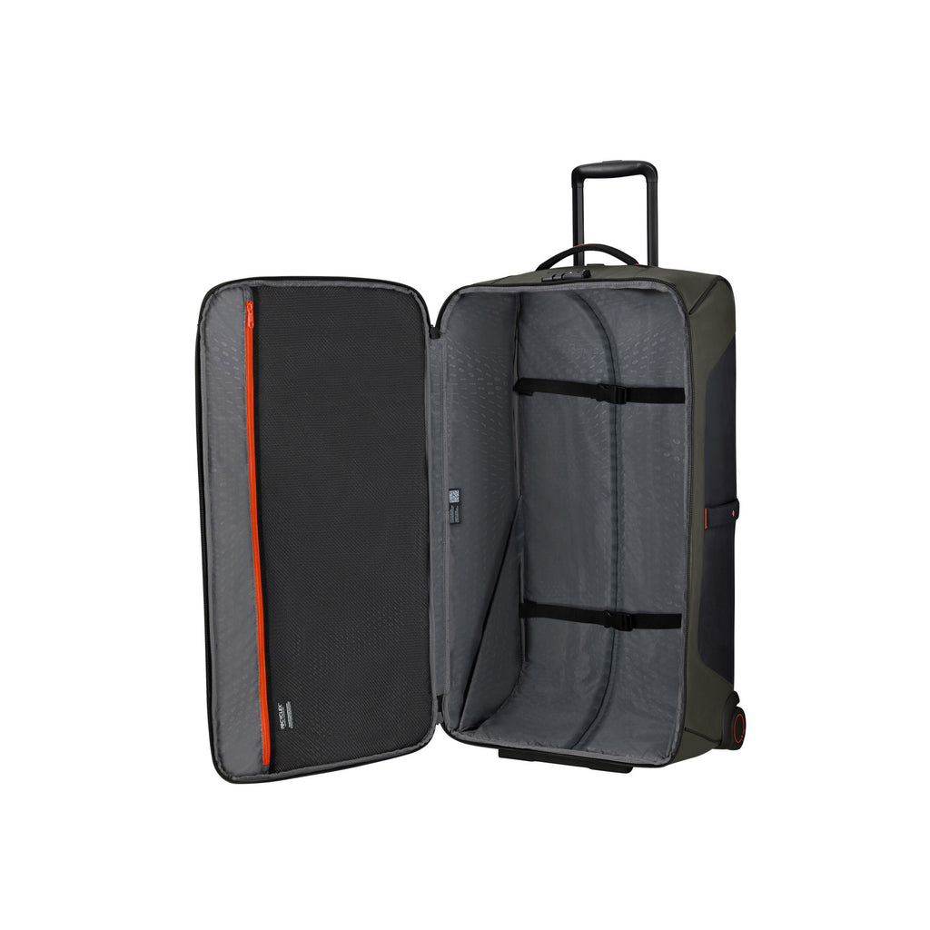 Samsonite EcoDiver Wheeled Duffle (79/29) in the color Climbing Ivy.