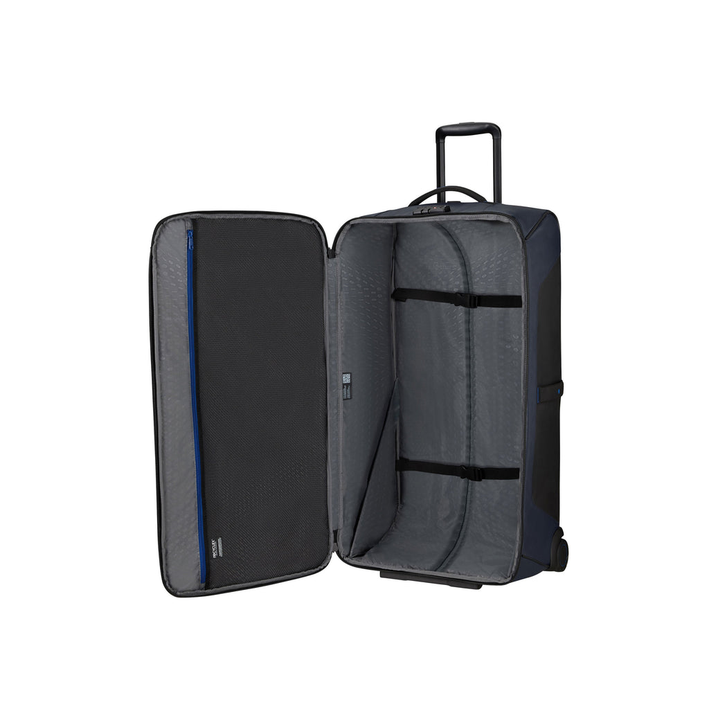 Samsonite Prodiver Wheeled Duffle (79/29) in the color Blue Nights.
