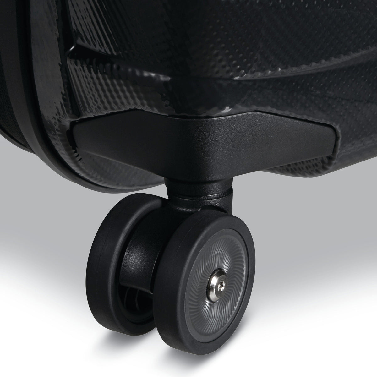 Samsonite Proxis Spinner Carry-On™ in the color Black.
