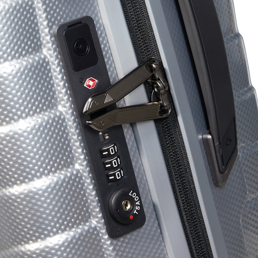 Samsonite Proxis Spinner Carry-On™ in the color Silver.