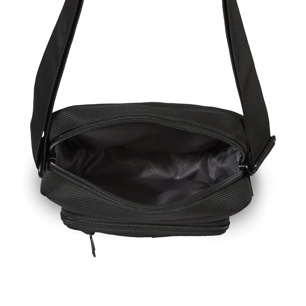 Samsonite Classic NXT Vertical Tablet With RFID in the color Black.