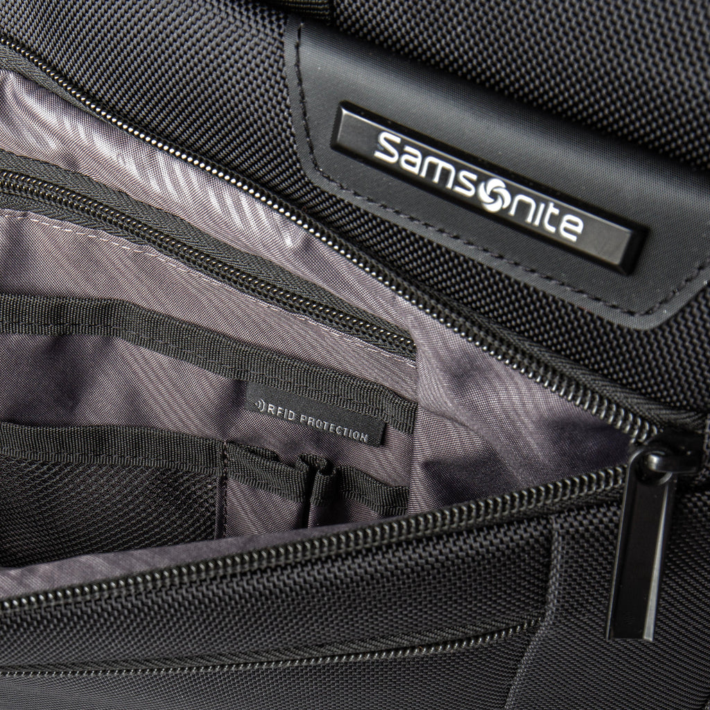 Samsonite Classic NXT 2 Gusset Briefcase in the color .