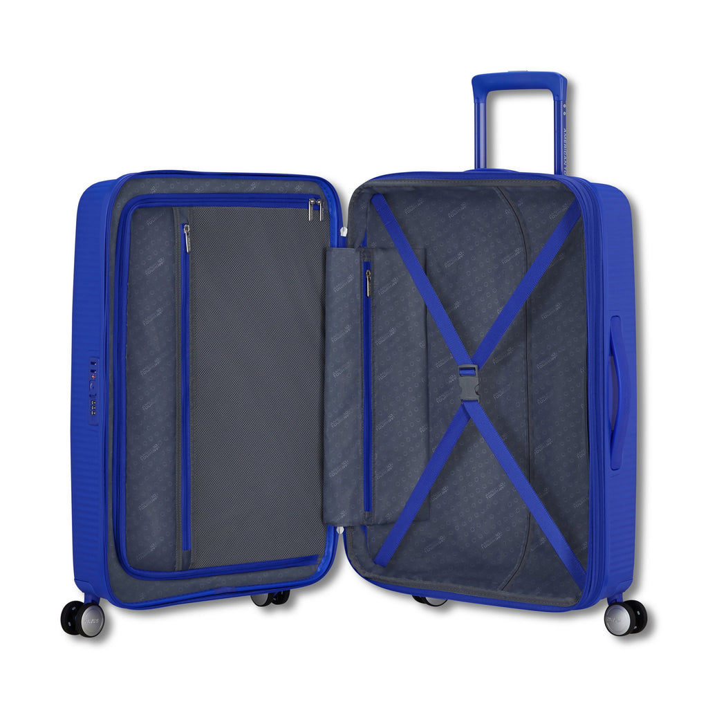 American Tourister Curio 3 Piece Set in the color Cobalt Blue.
