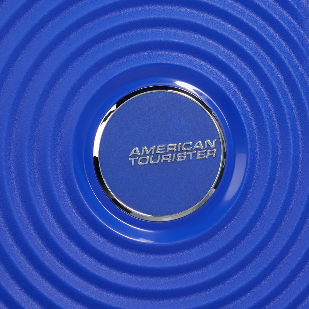 American Tourister Curio 3 Piece Set in the color Cobalt Blue.