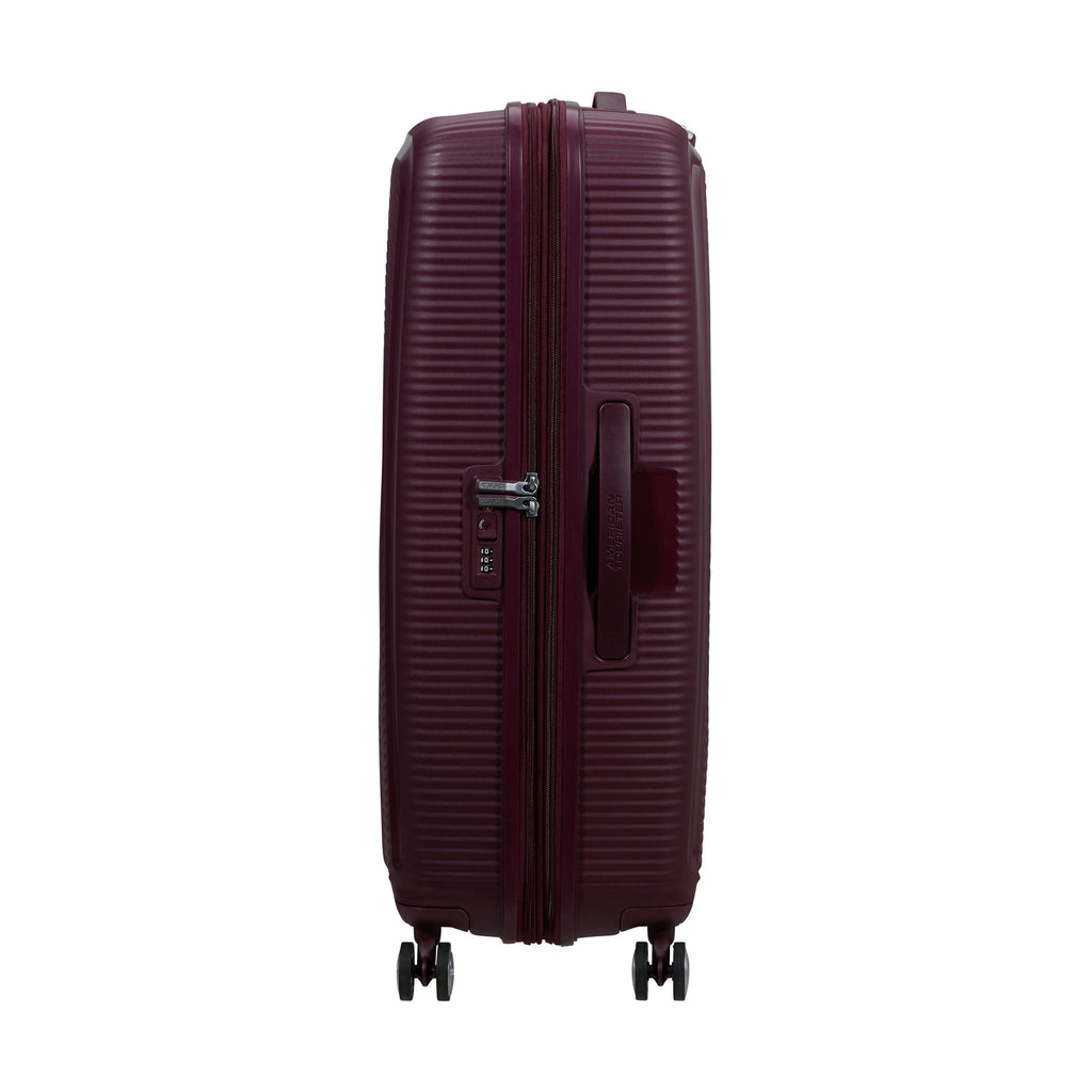 American Tourister Curio 3 Piece Set in the color Wild Cherry.