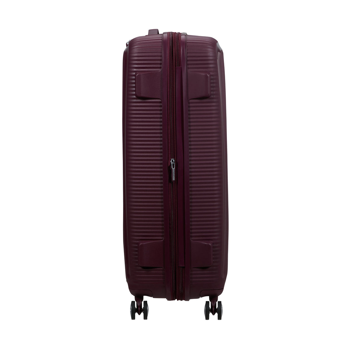 American Tourister Curio 3 Piece Set in the color Wild Cherry.