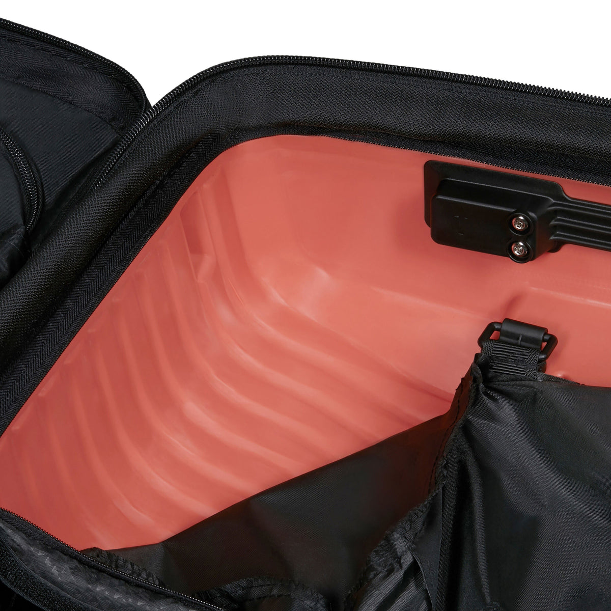 Samsonite Upscape Spinner Medium in the color Clay.