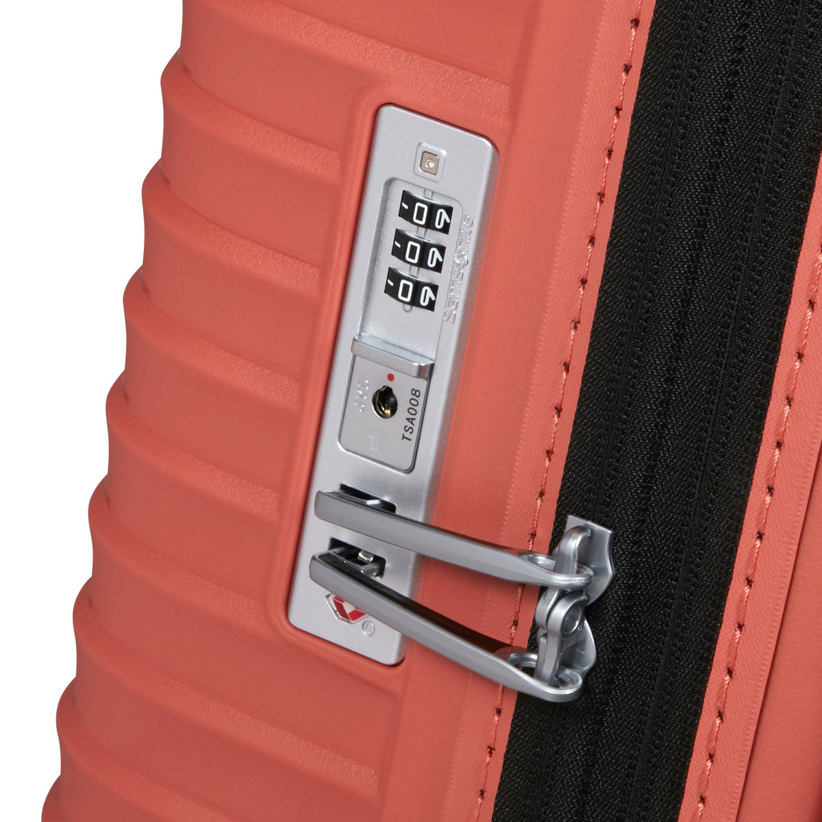 Samsonite Upscape Spinner Large in the color Clay.