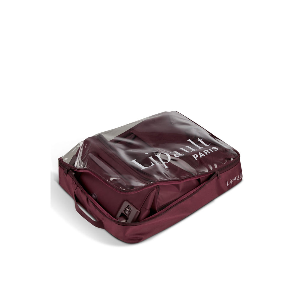 Lipault Foldable Plume Cabin in the color Bordeaux.