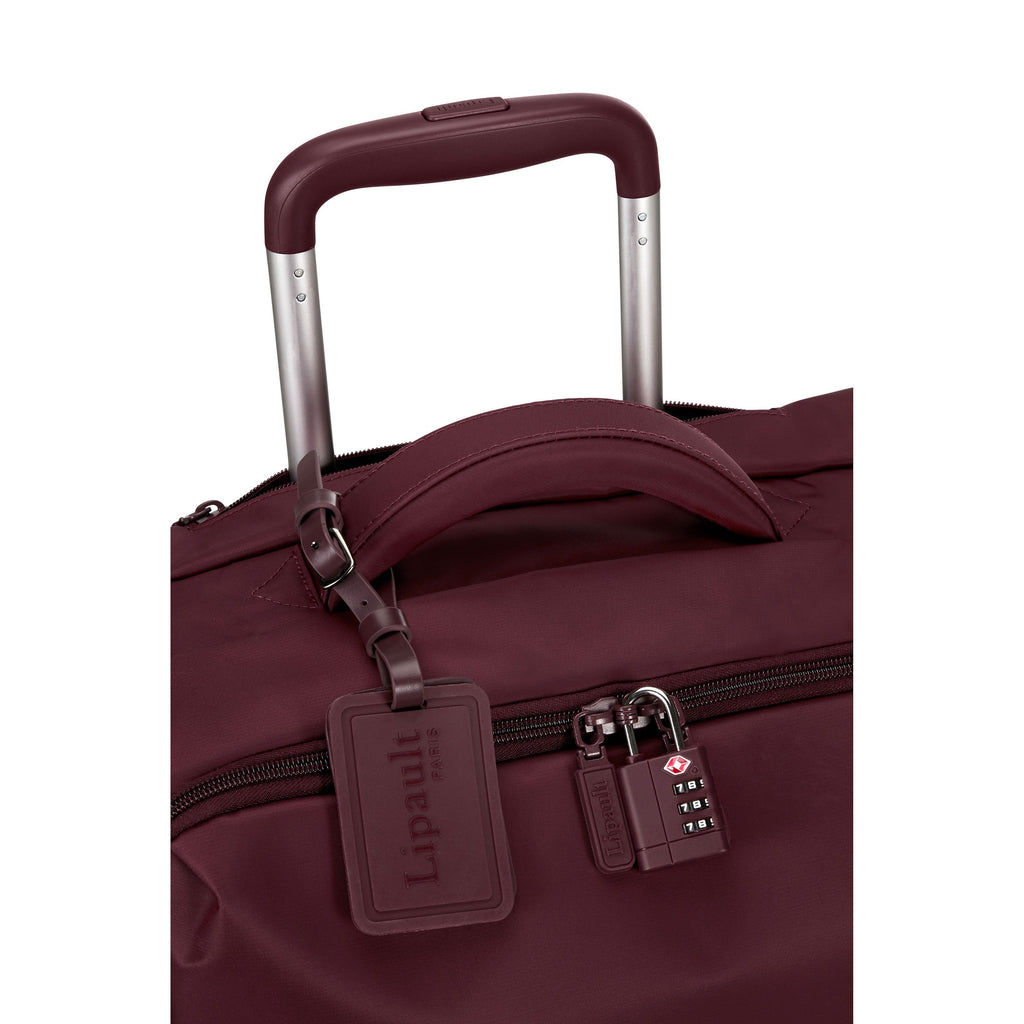 Lipault Foldable Plume Cabin in the color Bordeaux.
