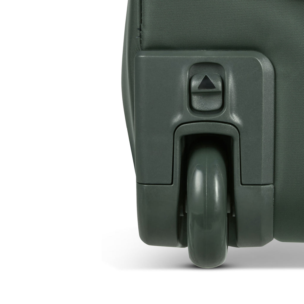 Lipault Foldable Plume Cabin in the color Khaki.