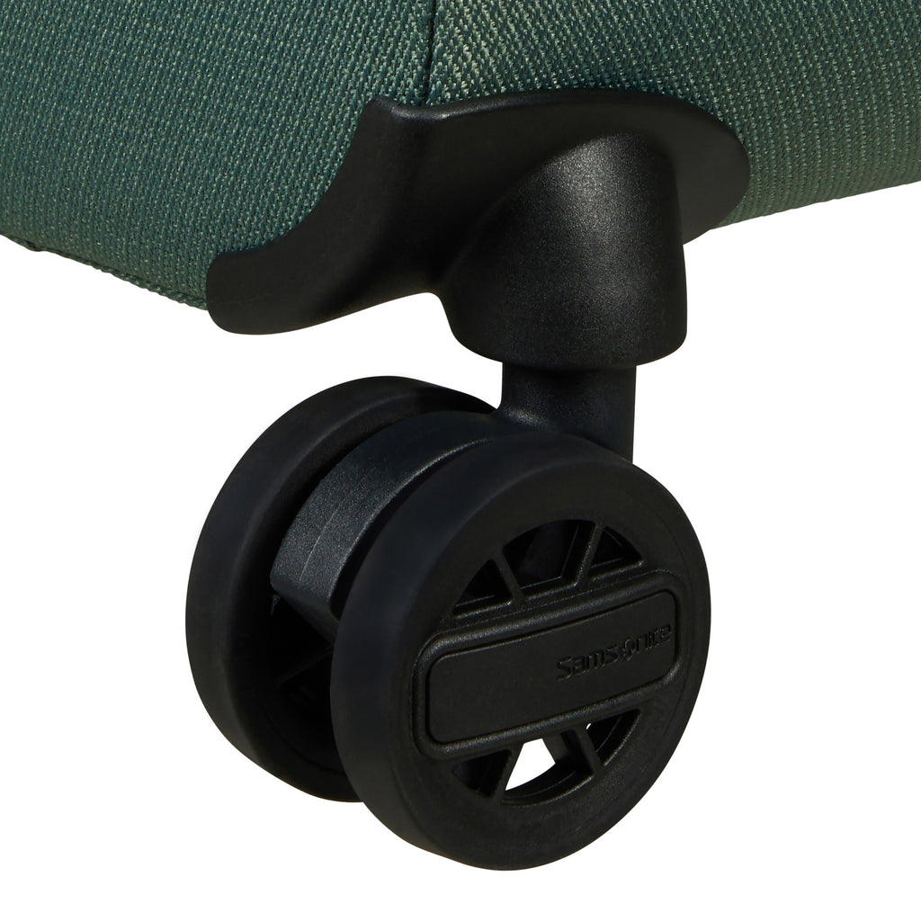 Samsonite Vaycay Spinner Carry-On™ in the color Pistachio Green.