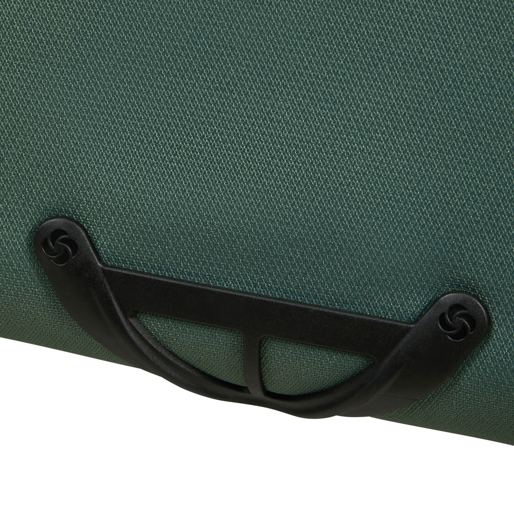 Samsonite Vaycay Spinner Medium in the color Pistachio Green.