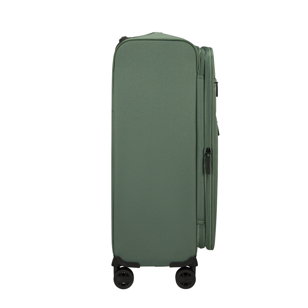 Samsonite Vaycay Spinner Medium in the color Pistachio Green.