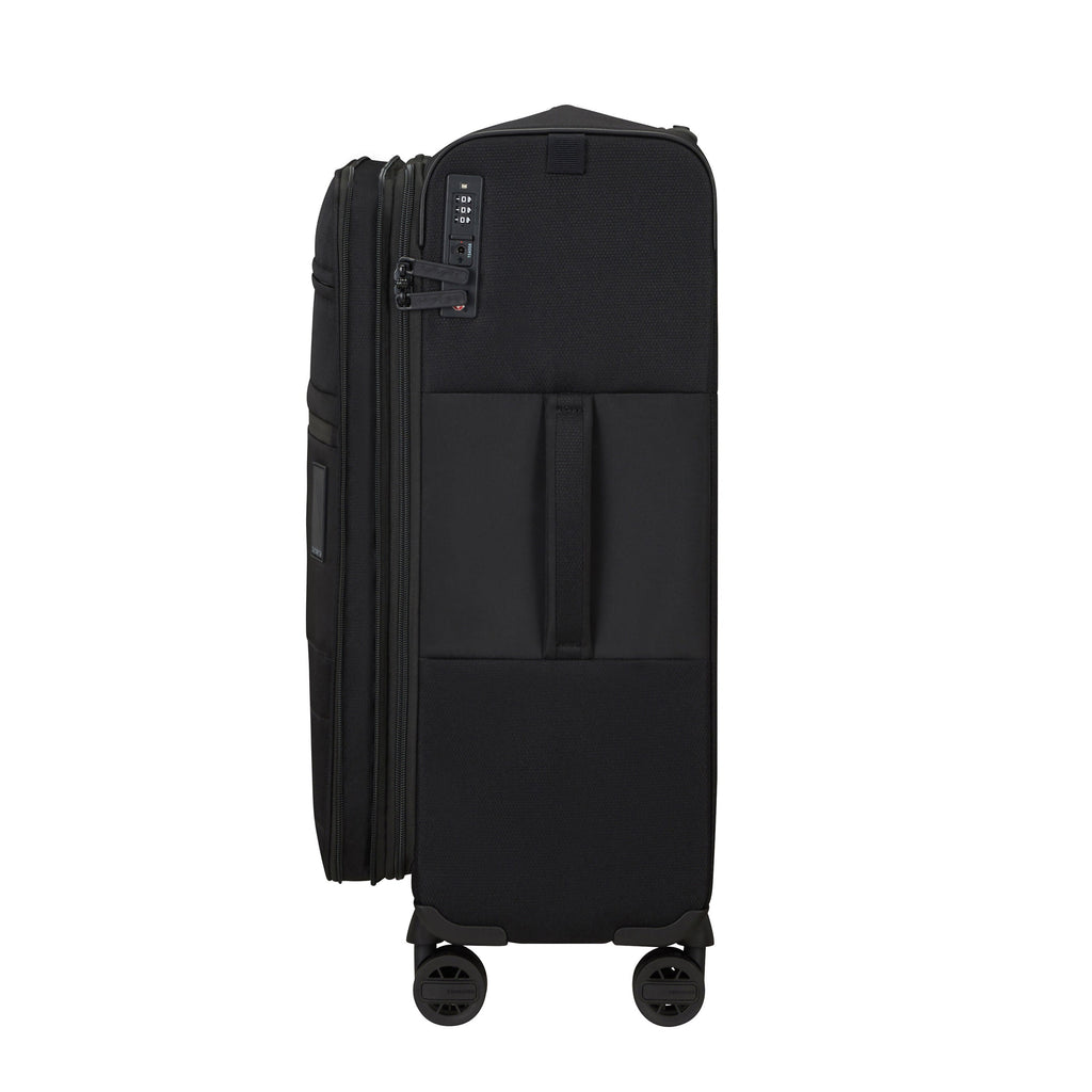 Samsonite Vaycay Spinner Medium in the color Black.