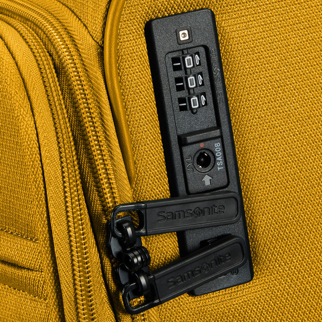 Samsonite Vaycay Spinner Medium in the color Limited Edition | Golden Yellow.
