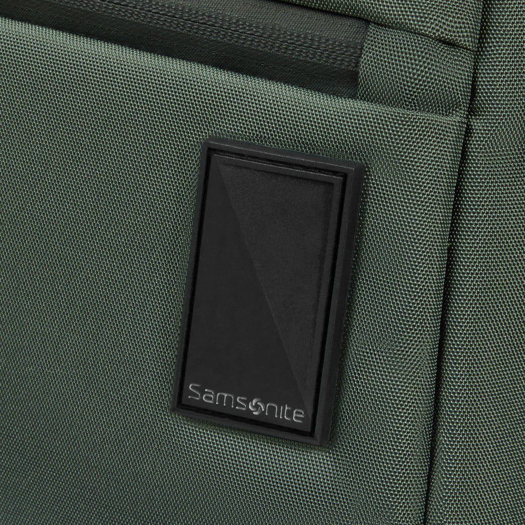 Samsonite Vaycay Duffle (20.5") in the color Pistachio Green.