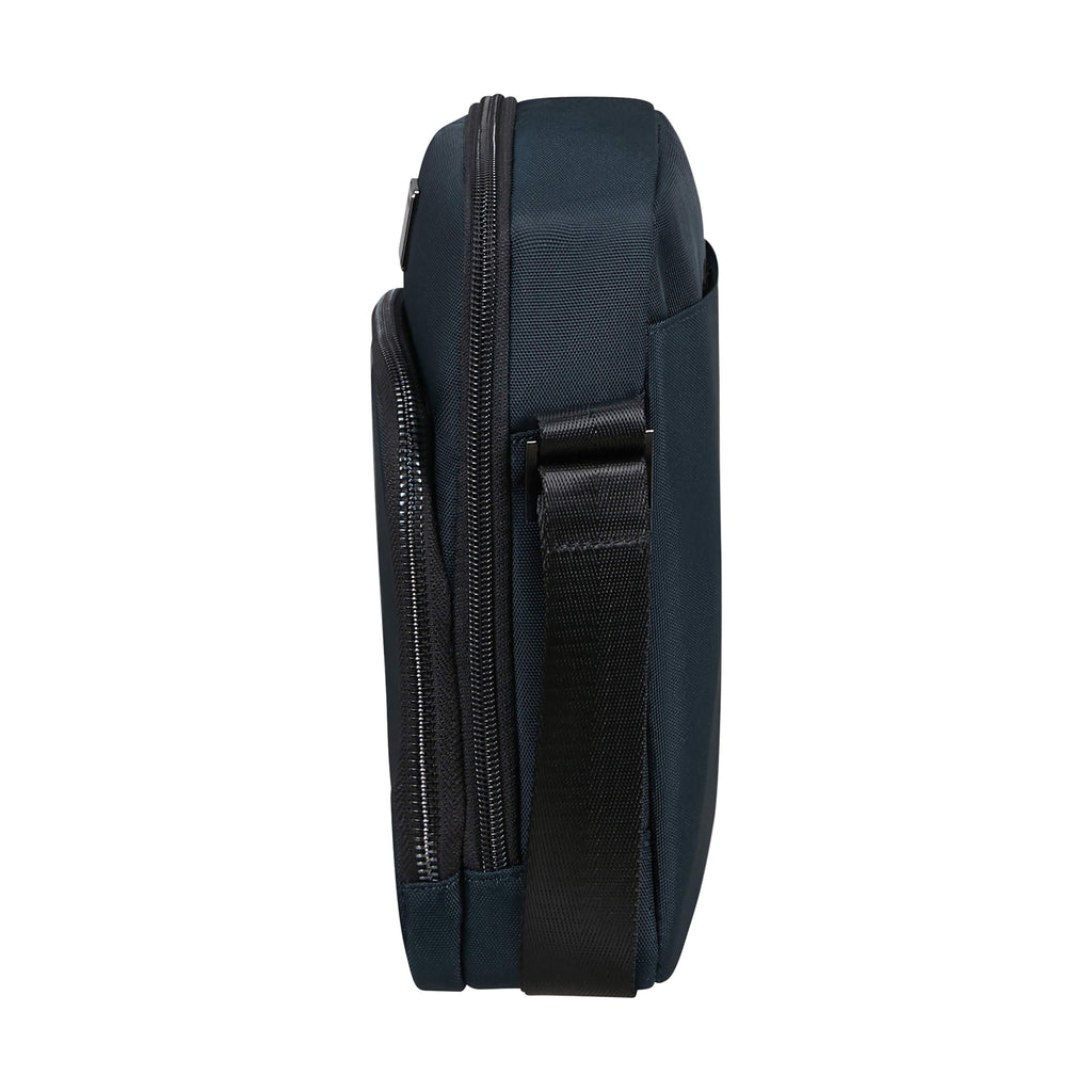 Samsonite SackSquare Crossbody Medium in the color Blue.
