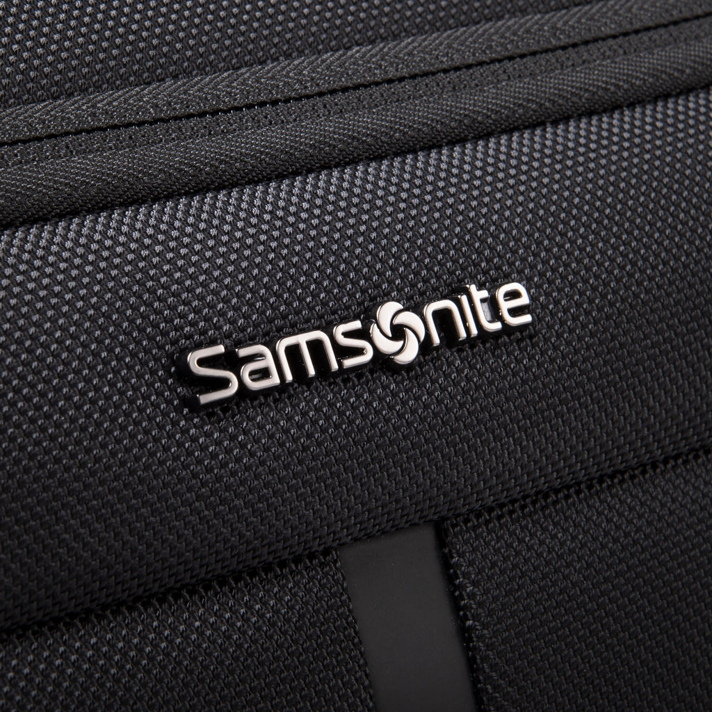 Samsonite Xenon 4.0 Laptop Shuttle 15.6” in the color Black.