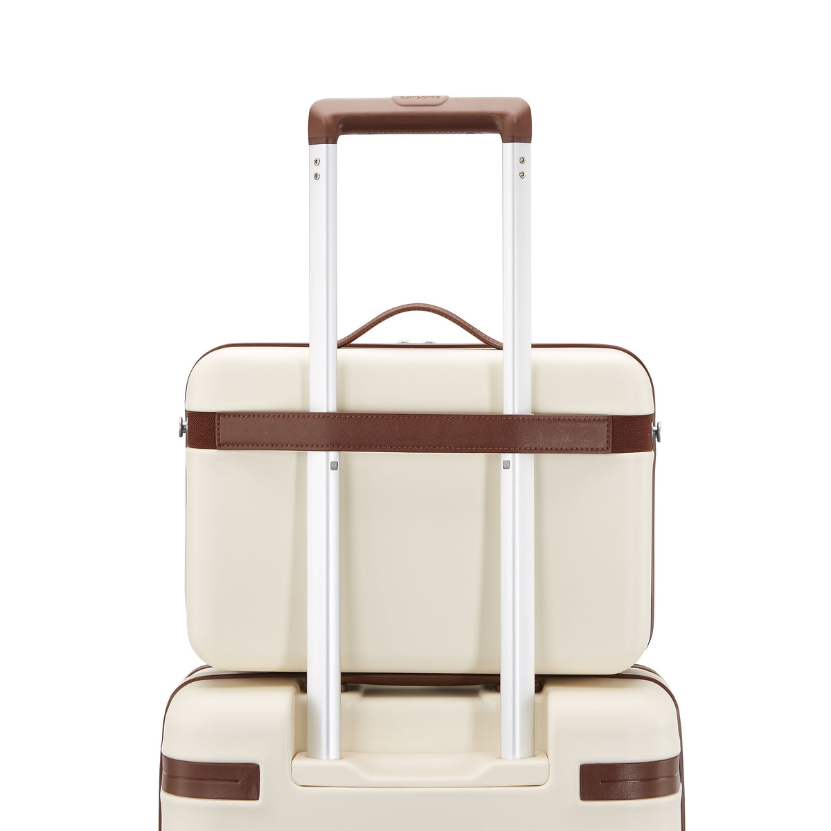Samsonite Virtuosa Train Case in the color Off White.