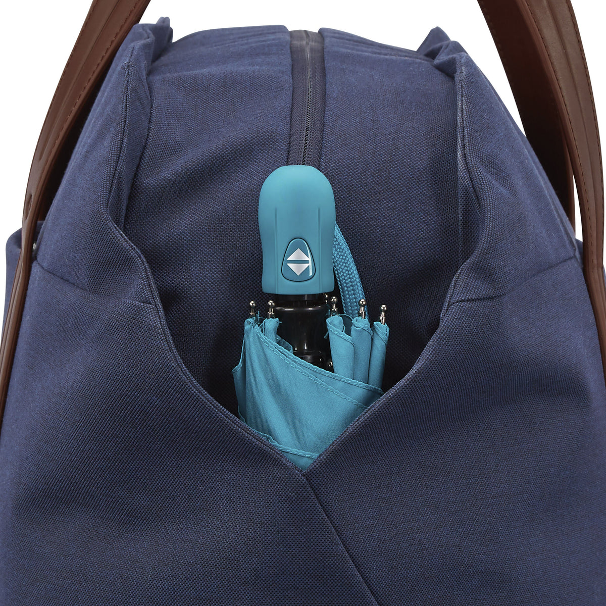 Samsonite Virtuosa Weekender in the color Navy.