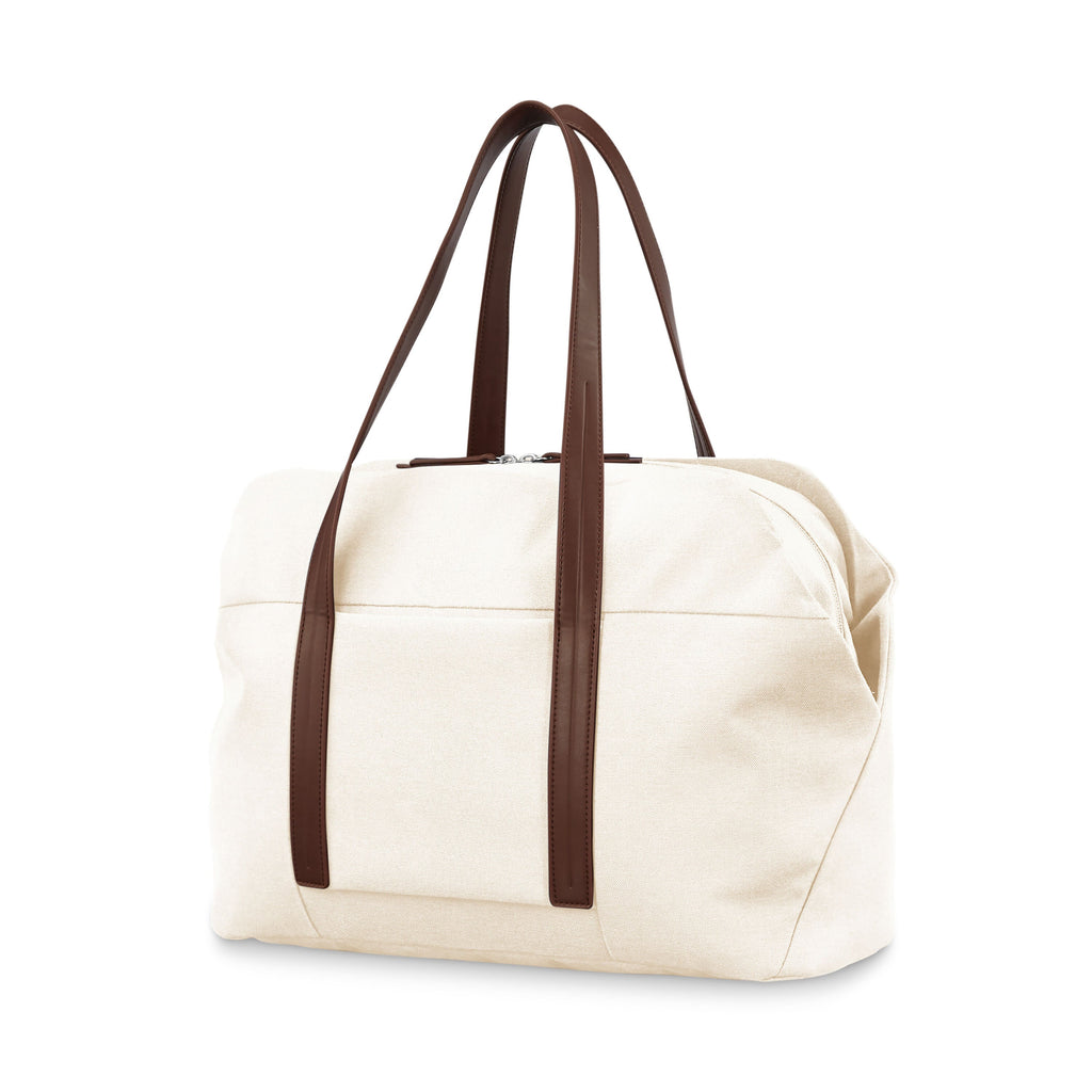 Samsonite Virtuosa Weekender in the color Off White.