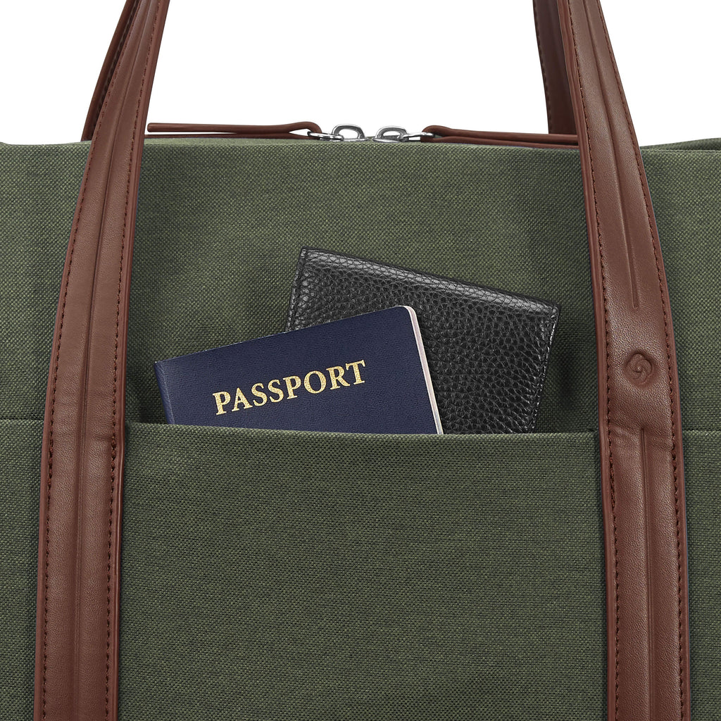Samsonite Virtuosa Weekender in the color Pine Green.