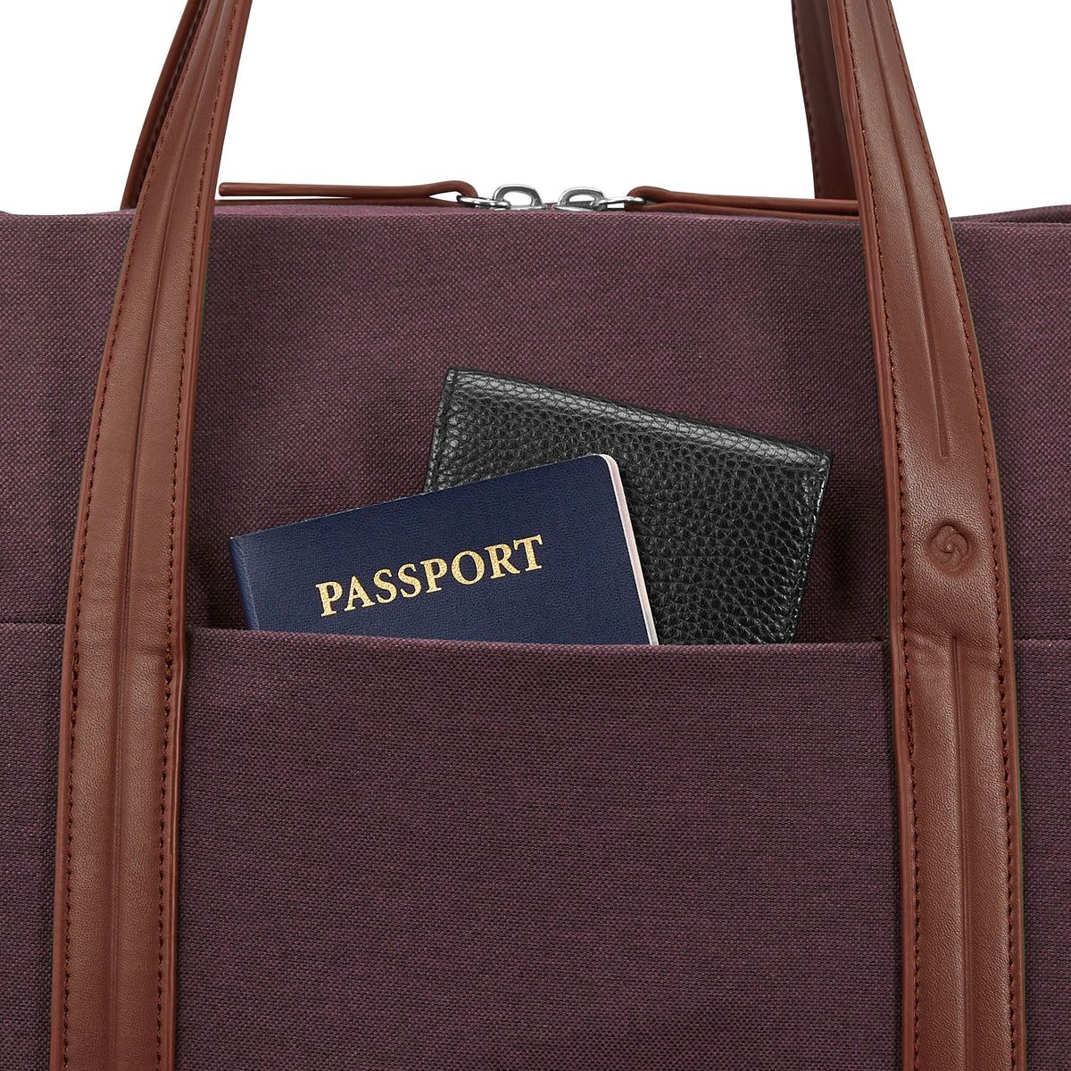 Samsonite Virtuosa Weekender in the color Merlot.