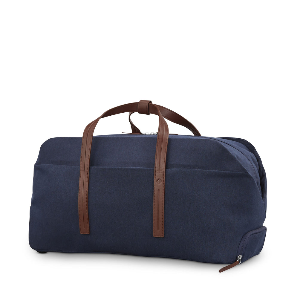 Samsonite Virtuosa Wheeled Duffle in the color Navy.