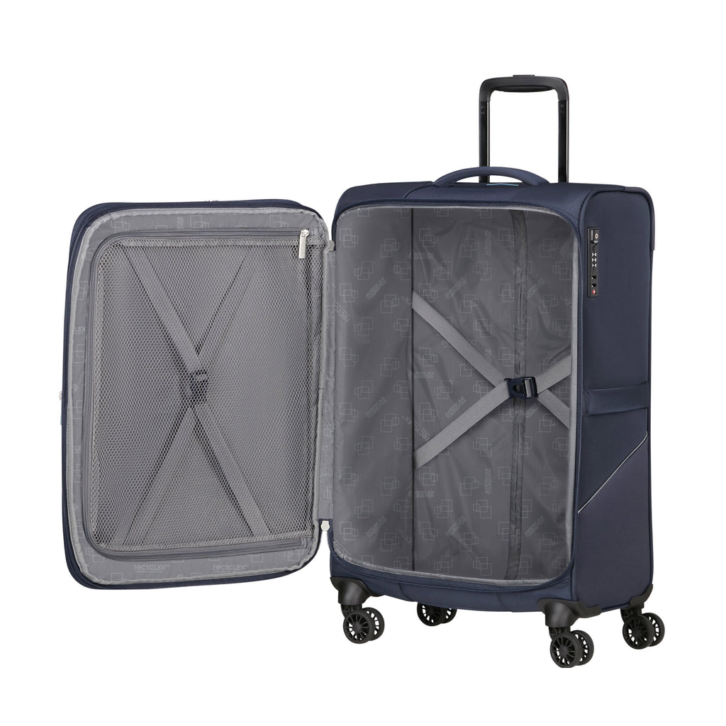 American Tourister SummerRide 3 Piece Set (CO/M/L) in the color Navy.
