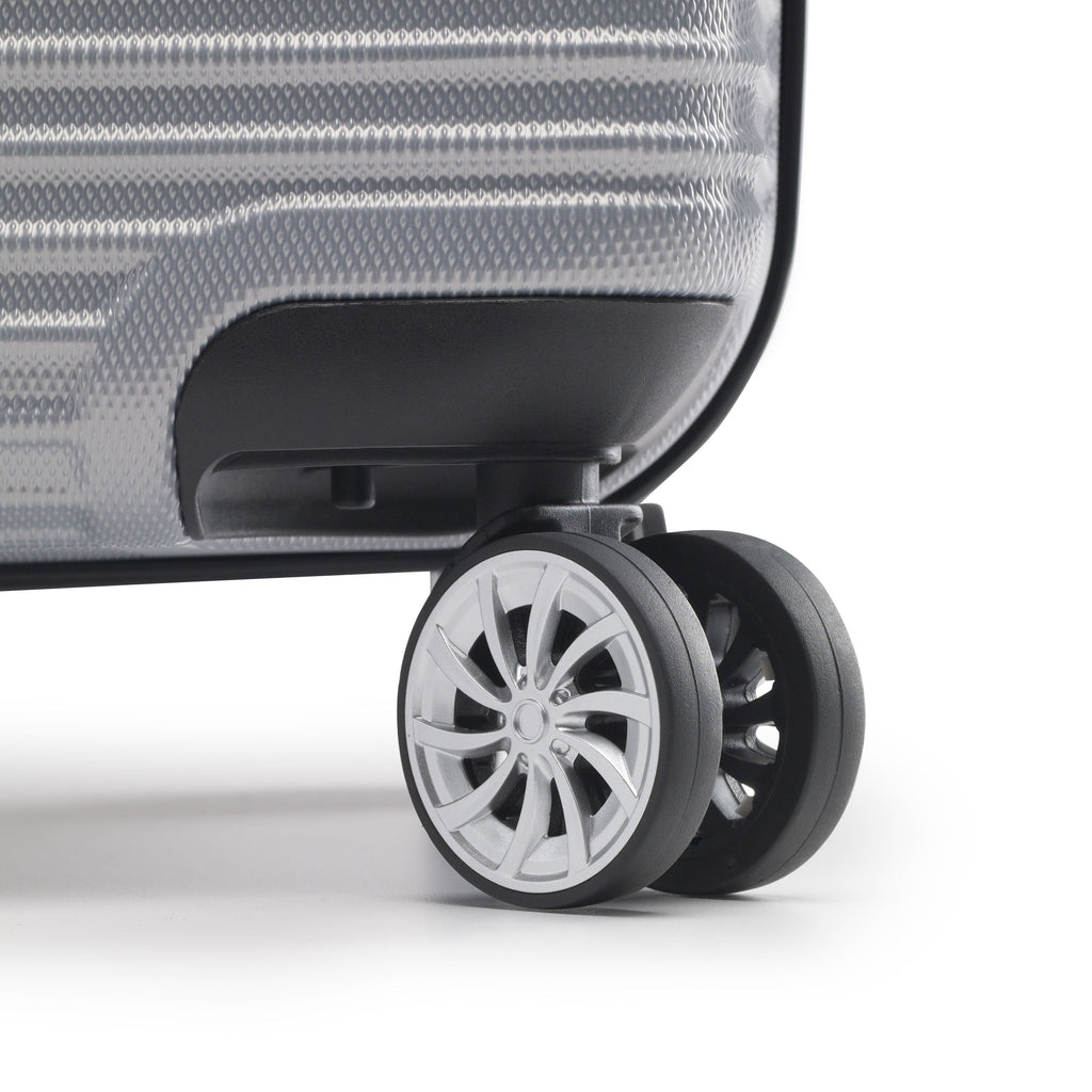 Samsonite Trek Spinner Carry-On™ in the color Silver.