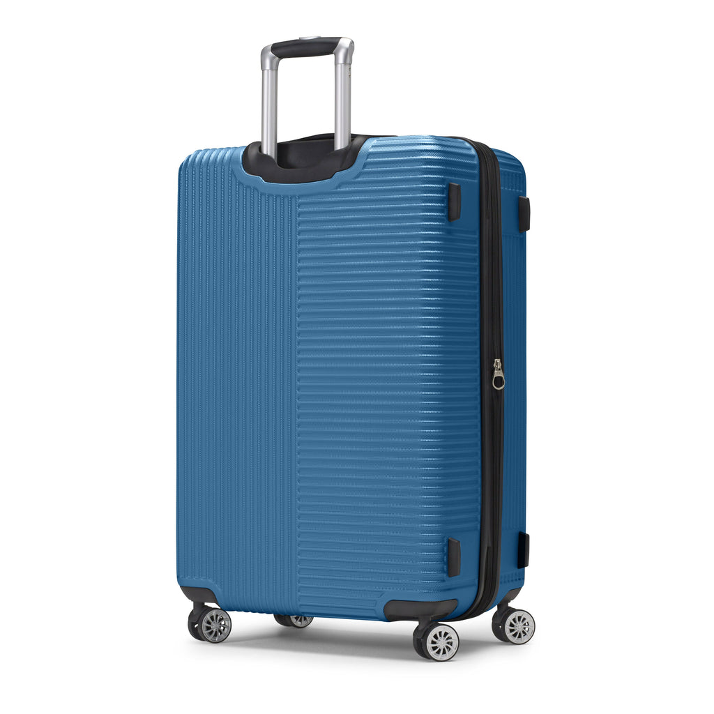 Samsonite Trek Spinner Large in the color Blue Dream.